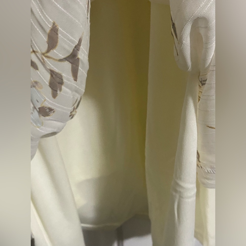 NWT.. WOMENS AND NOW THIS FLORAL RUFFLE DRESS - Picture 7 of 14